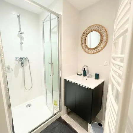 / Nid / Paisible Hyper Centre Apartment Rodez